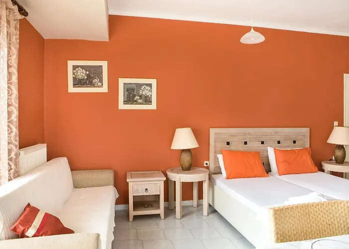 Sunny Apartments - Ex Zoi Studios